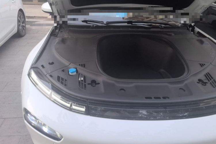 Used XPeng P7 2022 670E+ Engine Bay Right