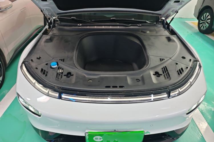 Used XPeng P7 2022 625E Engine Bay