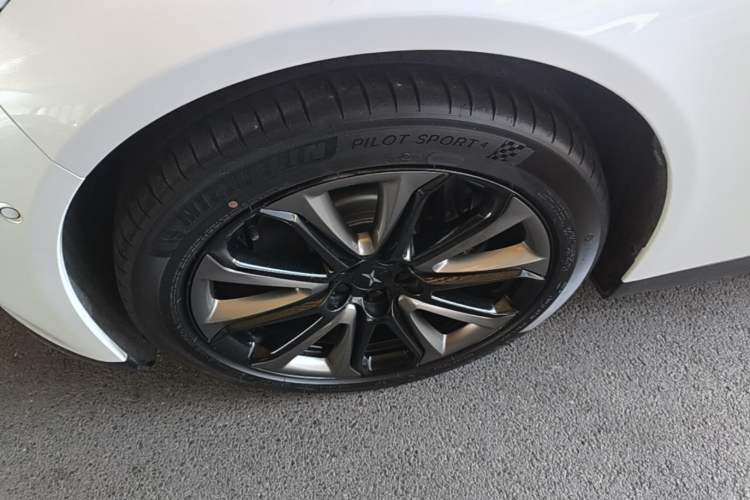 Used XPeng P7 2022 625E Exterior 4