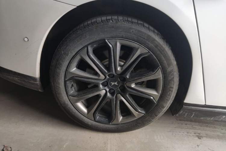 Used XPeng P7 2022 625E Exterior 5