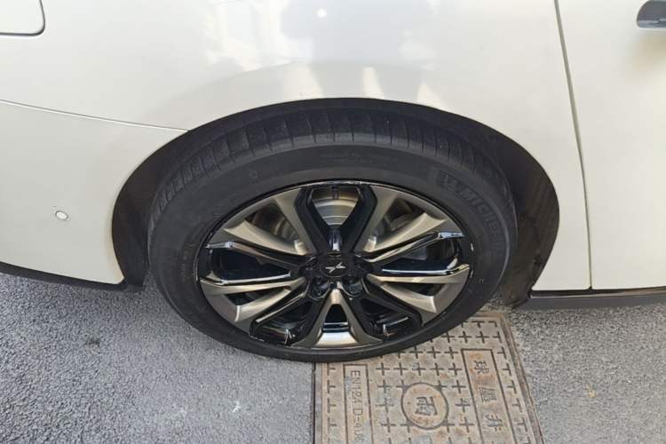 Used XPeng P7 2022 625E Exterior 5