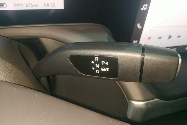 Used XPeng P7 2022 480E+ Gear Lever