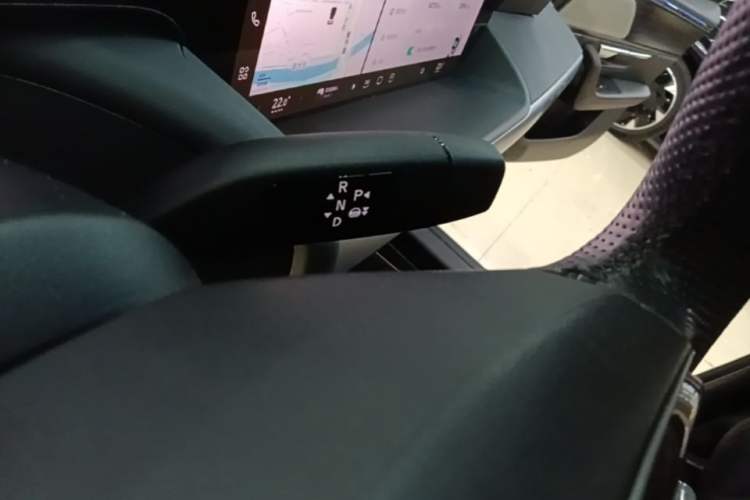 Used XPeng P7 2022 480E+ Gear Lever