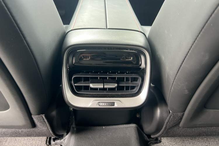 Used XPeng P7 2022 625E Interior 7