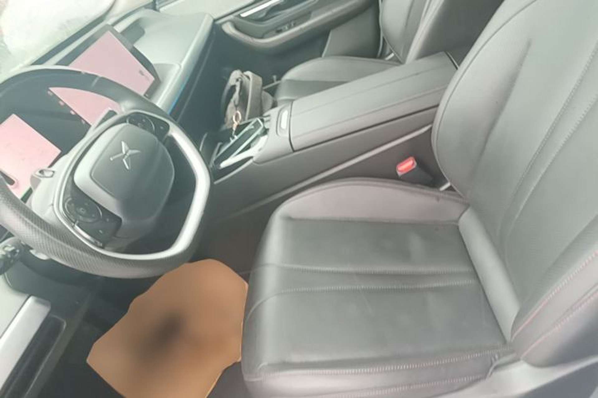 Used XPeng P7 2022 625E Left Front Seat