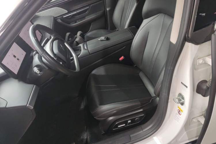 Used XPeng P7 2022 625E Left Front Seat