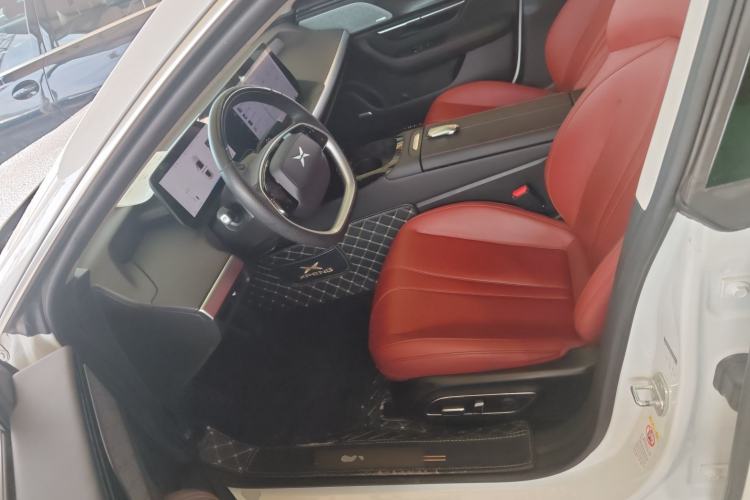 Used XPeng P7 2022 586G Left Front Seat