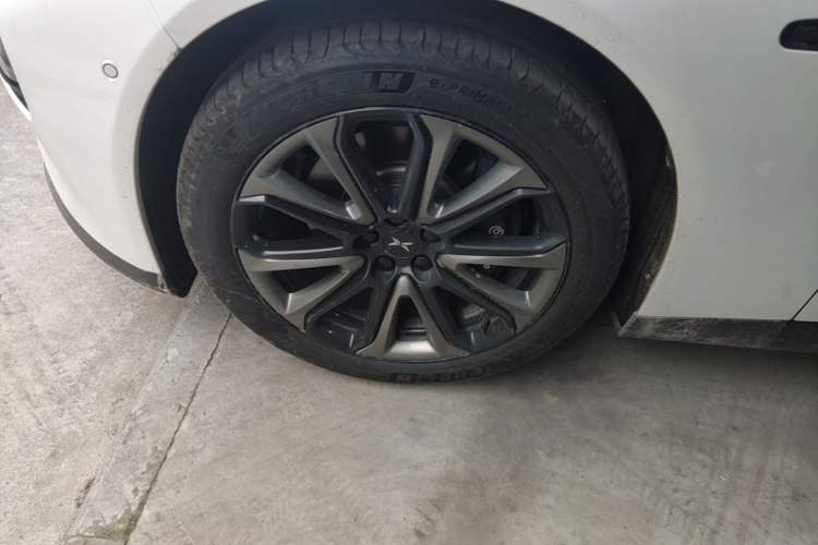 Used XPeng P7 2022 625E Left Front Wheel Hub