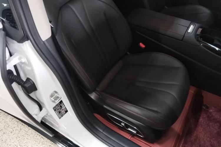Used XPeng P7 2022 670N+ Right Front Seat