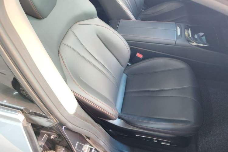 Used XPeng P7 2022 670N+ Right Front Seat
