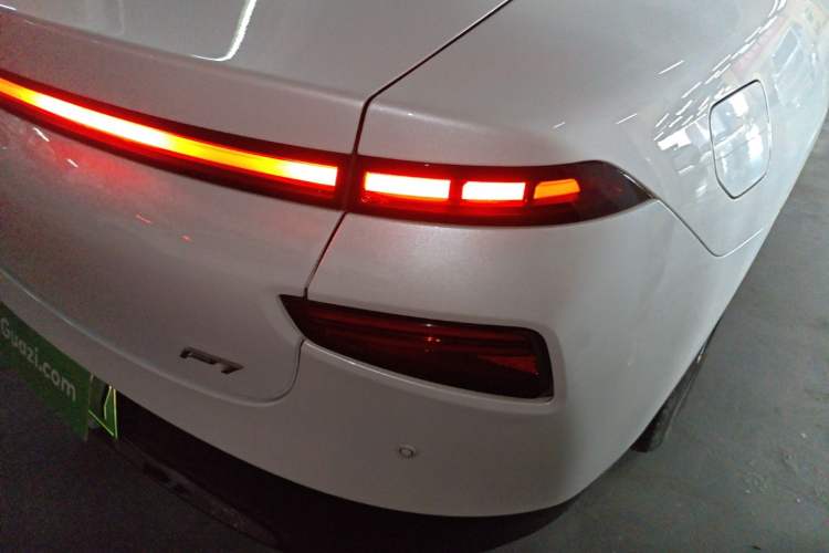 Used XPeng P7 2022 586G Right Rear Taillight