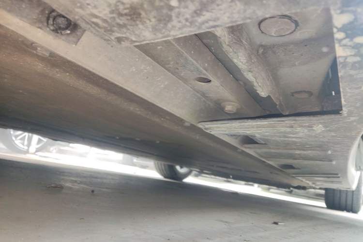 Used XPeng P7 2022 625E Right Side Sill
