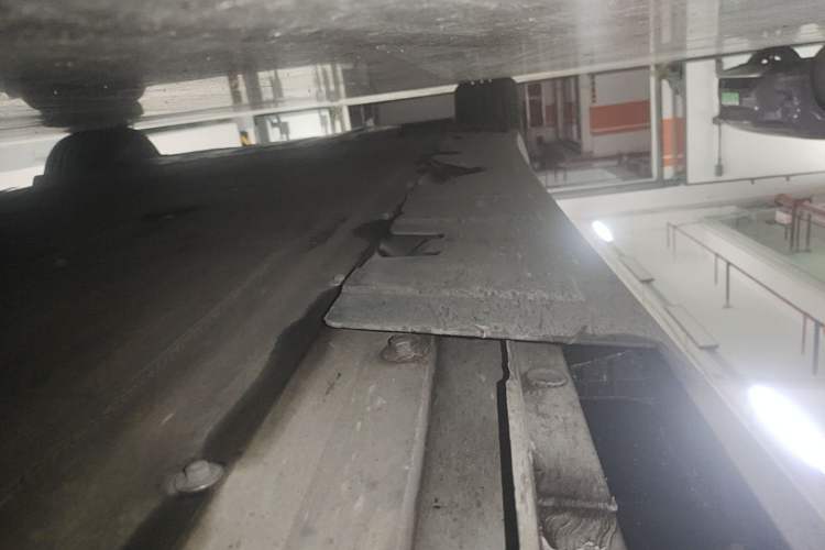 Used XPeng P7 2022 480E+ Right Side Sill