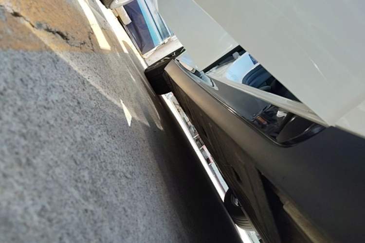 Used XPeng P7 2022 625E Right Side Sill