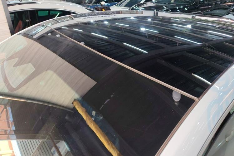 Used XPeng P7 2022 670N+ Roof