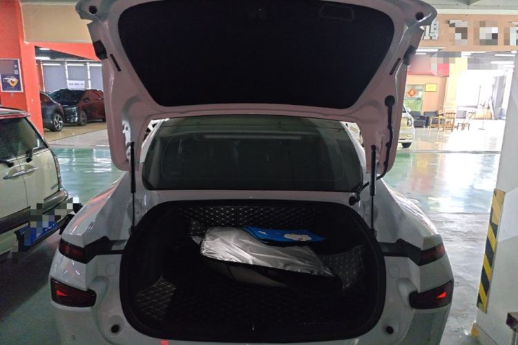 Used XPeng P7 2022 586G Trunk