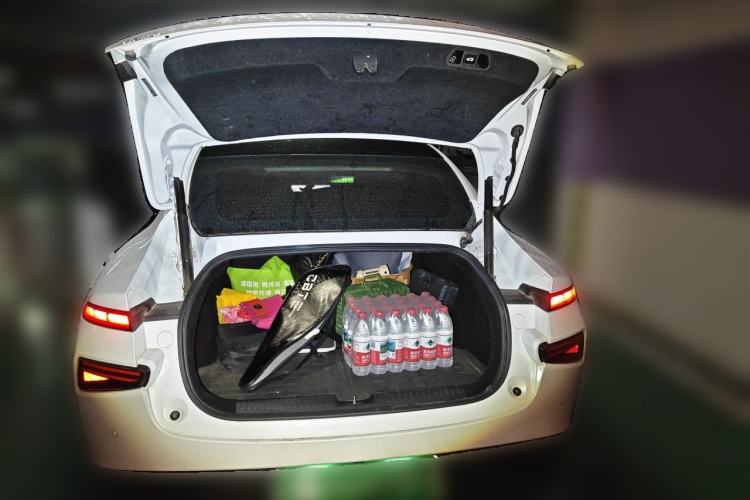 Used XPeng P7 2022 480E Trunk