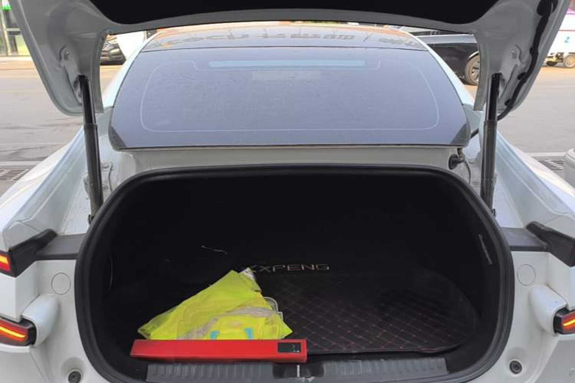 Used XPeng P7 2022 670N+ Trunk