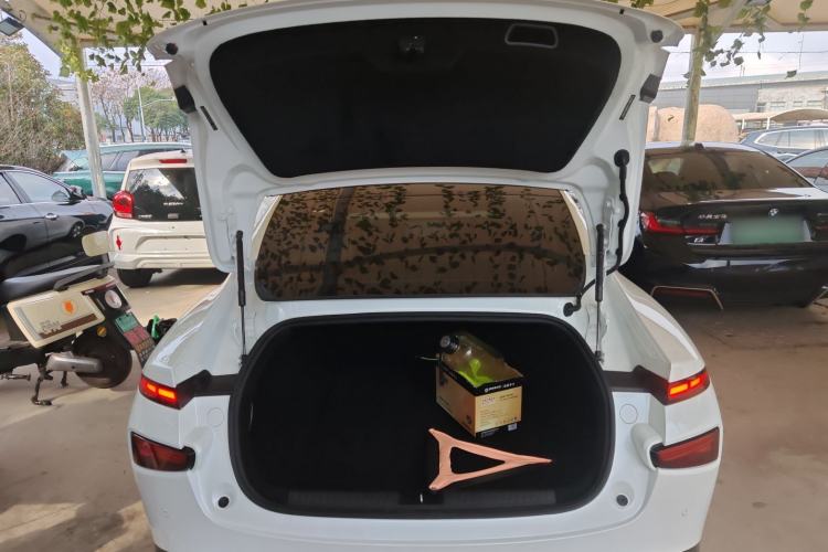 Used XPeng P7 2022 586G Trunk