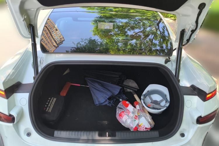 Used XPeng P7 2022 586E Trunk