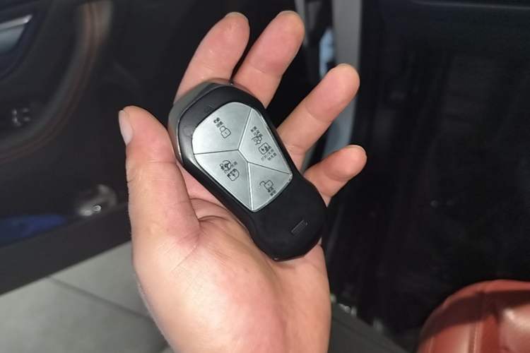 Used XPeng P7 2022 670E+ Vehicle Key