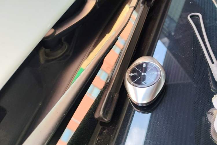 Used XPeng P7 2022 670N+ Vehicle Key