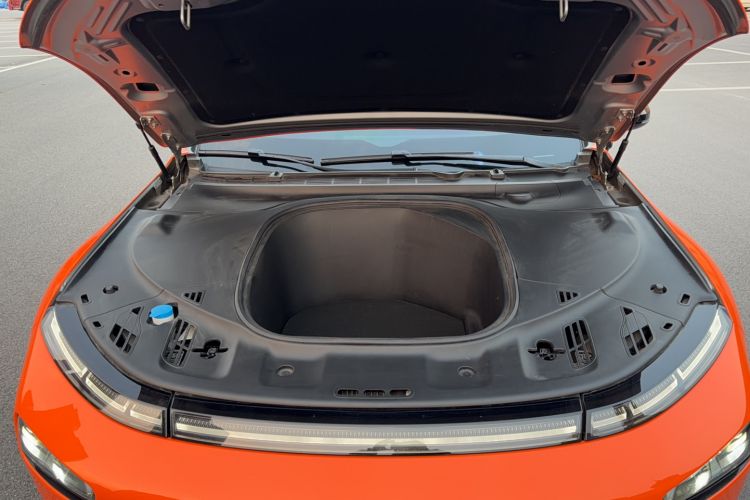Used XPeng P7 2022 670E+ Engine Bay