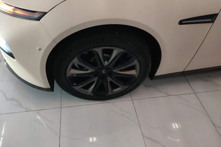 Used XPeng P7 2022 670N+ Exterior 3