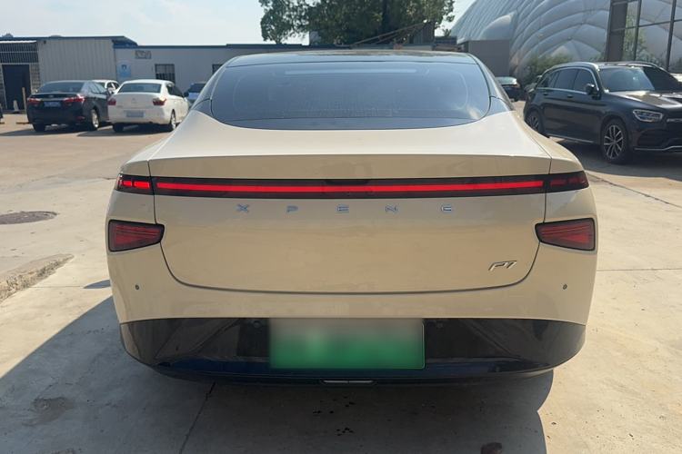 Used XPeng P7 2022 586E Exterior 4