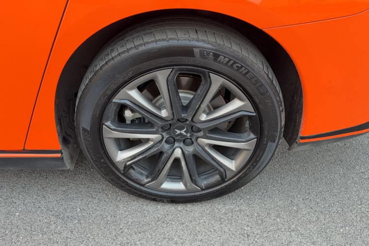 Used XPeng P7 2022 670E+ Exterior 8
