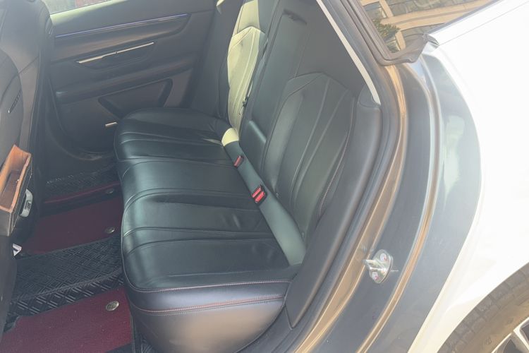 Used XPeng P7 2022 586E Interior 1