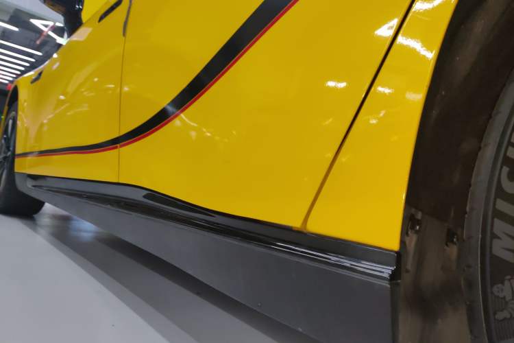 Used XPeng P7 2022 670N+ Left Side Sill