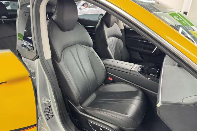 Used XPeng P7 2022 670N+ Right Front Seat