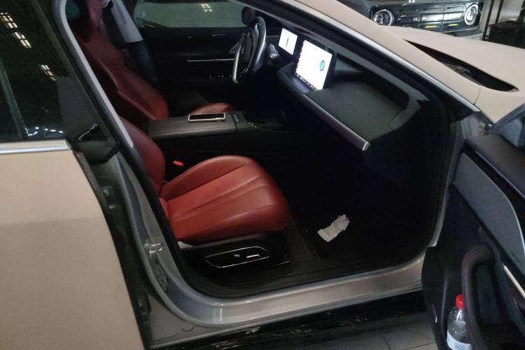 Used XPeng P7 2022 670N+ Right Front Seat
