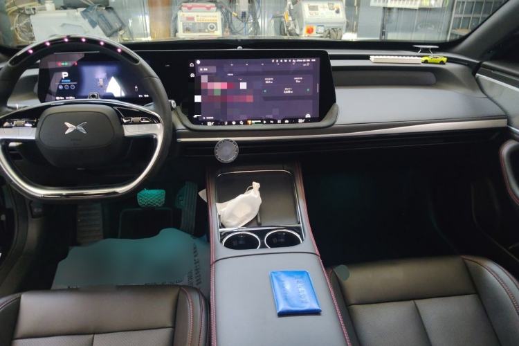 Used XPeng P7 2023 P7i 610 Max Performance Edition Center Console