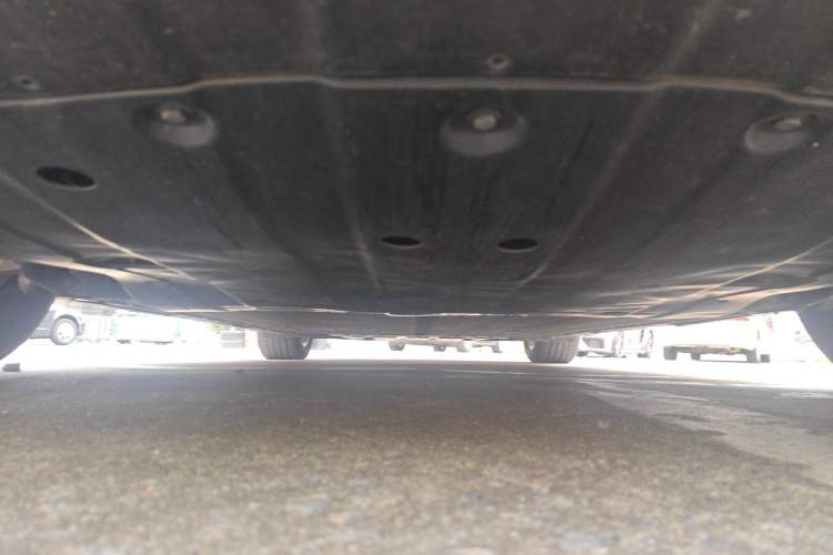 Used XPeng P7 2023 586E Chassis Front