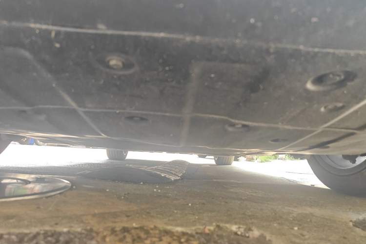 Used XPeng P7 2023 P7i 610 Max Performance Edition Chassis Front