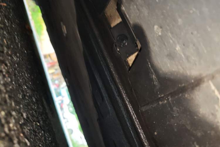 Used XPeng P7 2023 586E Chassis Front Right