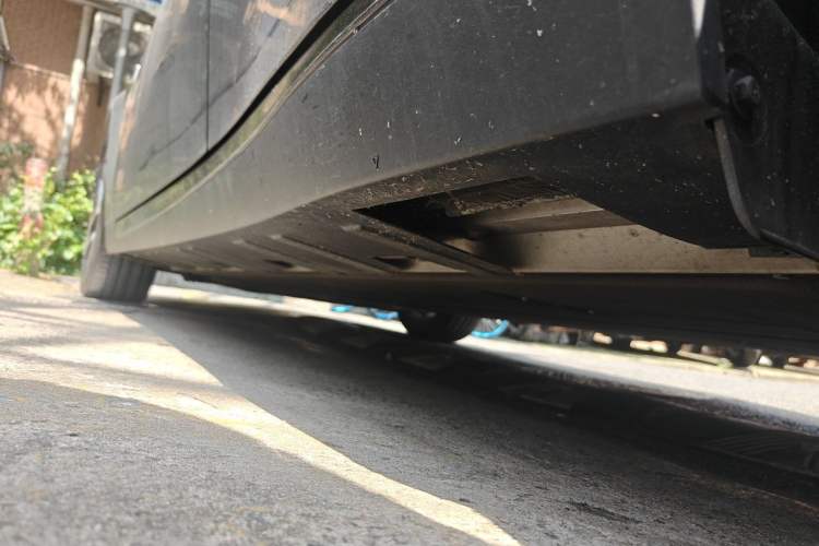 Used XPeng P7 2023 P7i 610 Max Performance Edition Chassis Rear Left