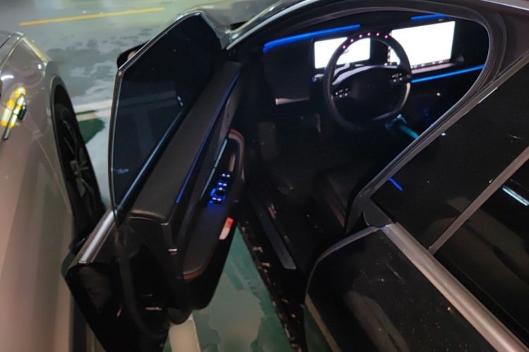 Used XPeng P7 2023 P7i 702 Pro Driver Seat
