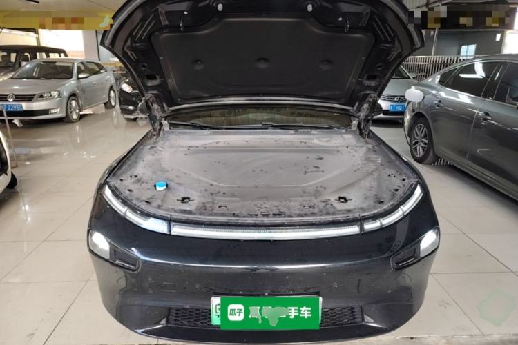 Used XPeng P7 2023 P7i 702 Max Engine Bay