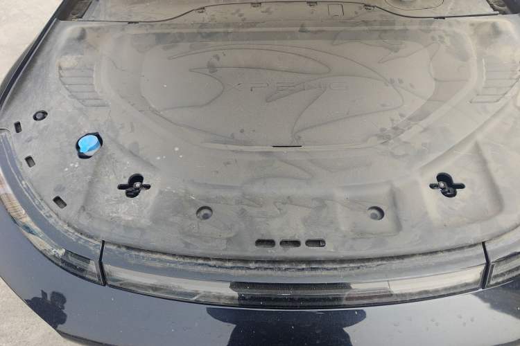 Used XPeng P7 2023 P7i 702 Pro Engine Bay