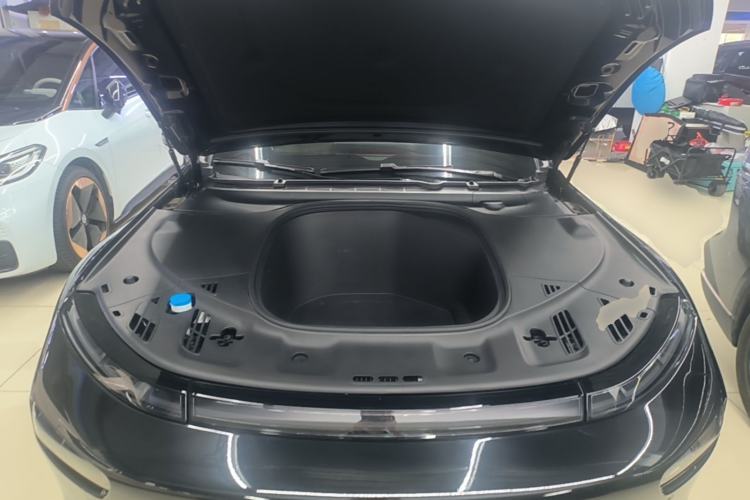 Used XPeng P7 2023 586E Engine Bay