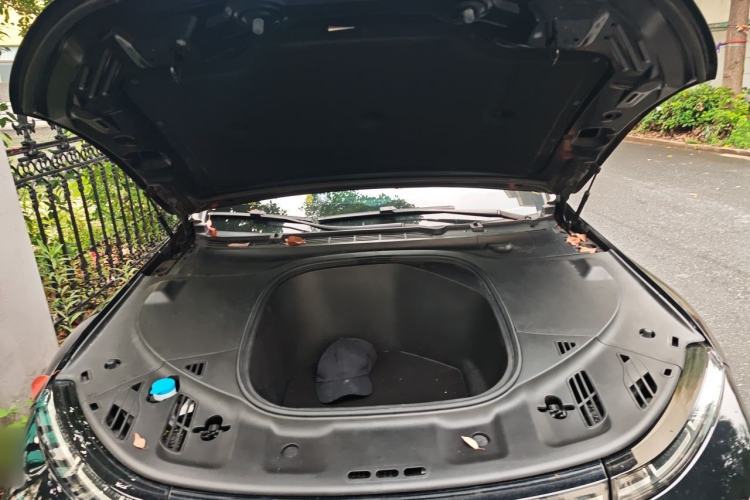 Used XPeng P7 2023 586E Engine Bay