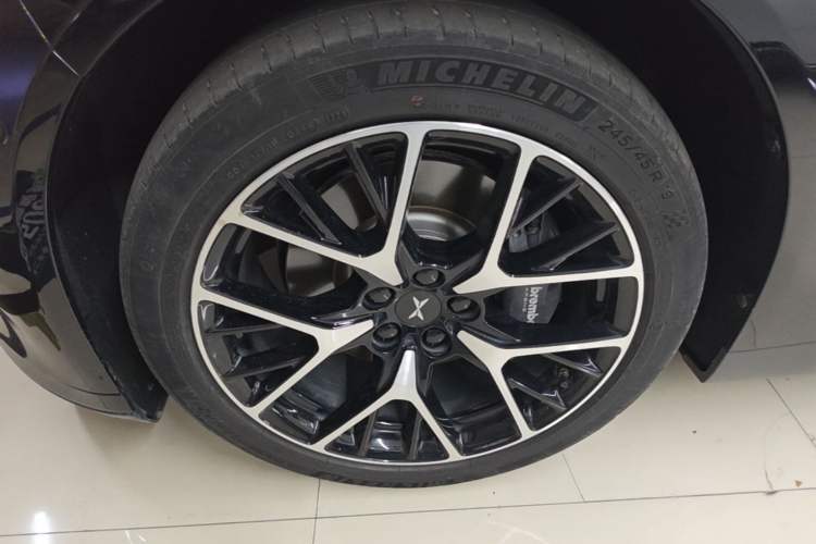 Used XPeng P7 2023 P7i 702 Max Exterior 4