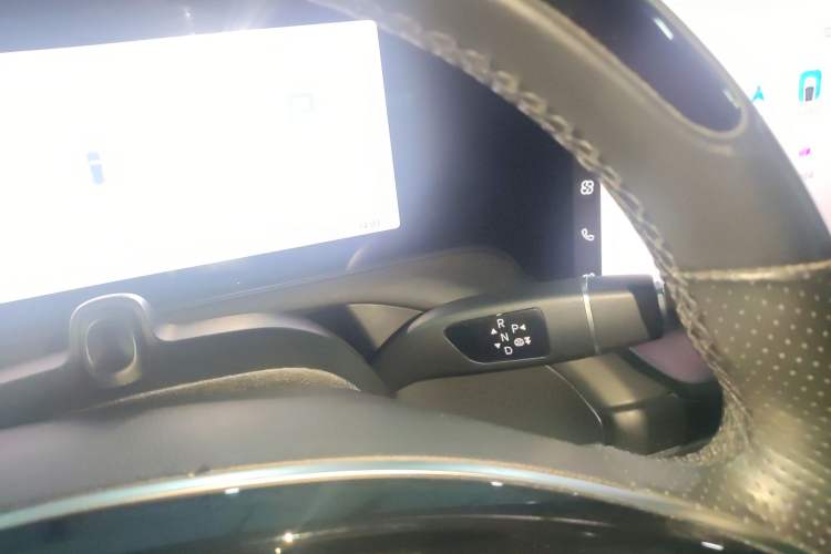Used XPeng P7 2023 P7i 702 Pro Gear Lever