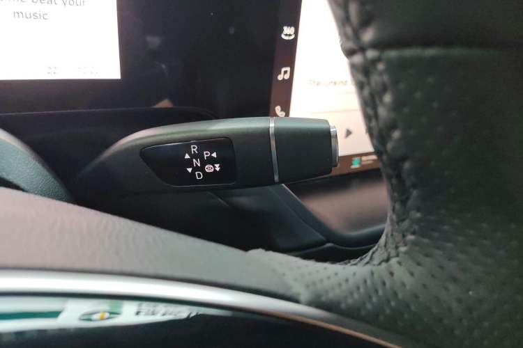 Used XPeng P7 2023 P7i 610 Max Performance Edition Gear Lever