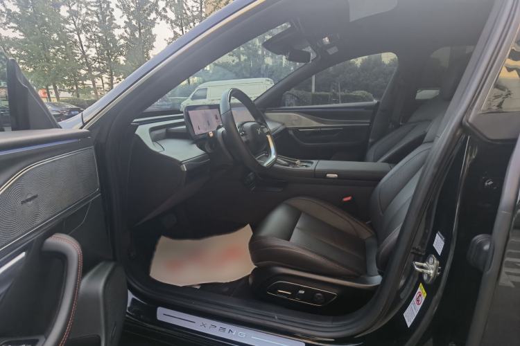 Used XPeng P7 2023 P7i 702 Pro Interior 1