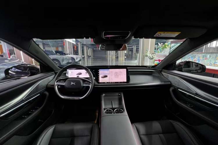 Used XPeng P7 2023 P7i 610 Max Performance Edition Interior 1