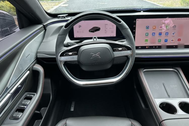 Used XPeng P7 2023 P7i 702 Pro Interior 10